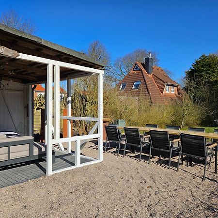 Smittshoern 3 - Nordsee Erdgeschosswohnung Mit Eingezaeunten Garten, Kamin Und Lounge! Altfunnixsiel Exterior photo