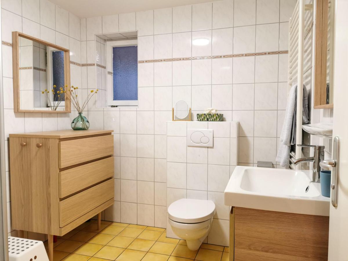 Smittshoern 3 - Nordsee Erdgeschosswohnung Mit Eingezaeunten Garten, Kamin Und Lounge! Altfunnixsiel Exterior photo